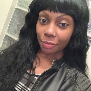 Meet your Posher, Shaneka